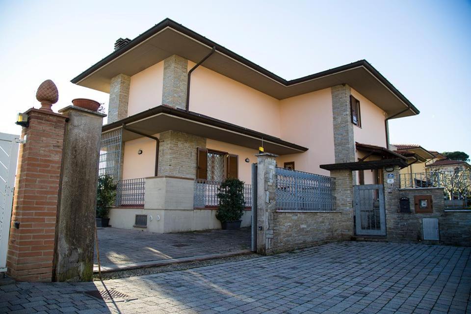B&B Nuovo Paradiso Pescia Kültér fotó