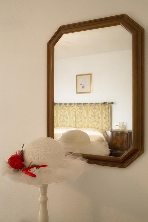 B&B Nuovo Paradiso Pescia Szoba fotó